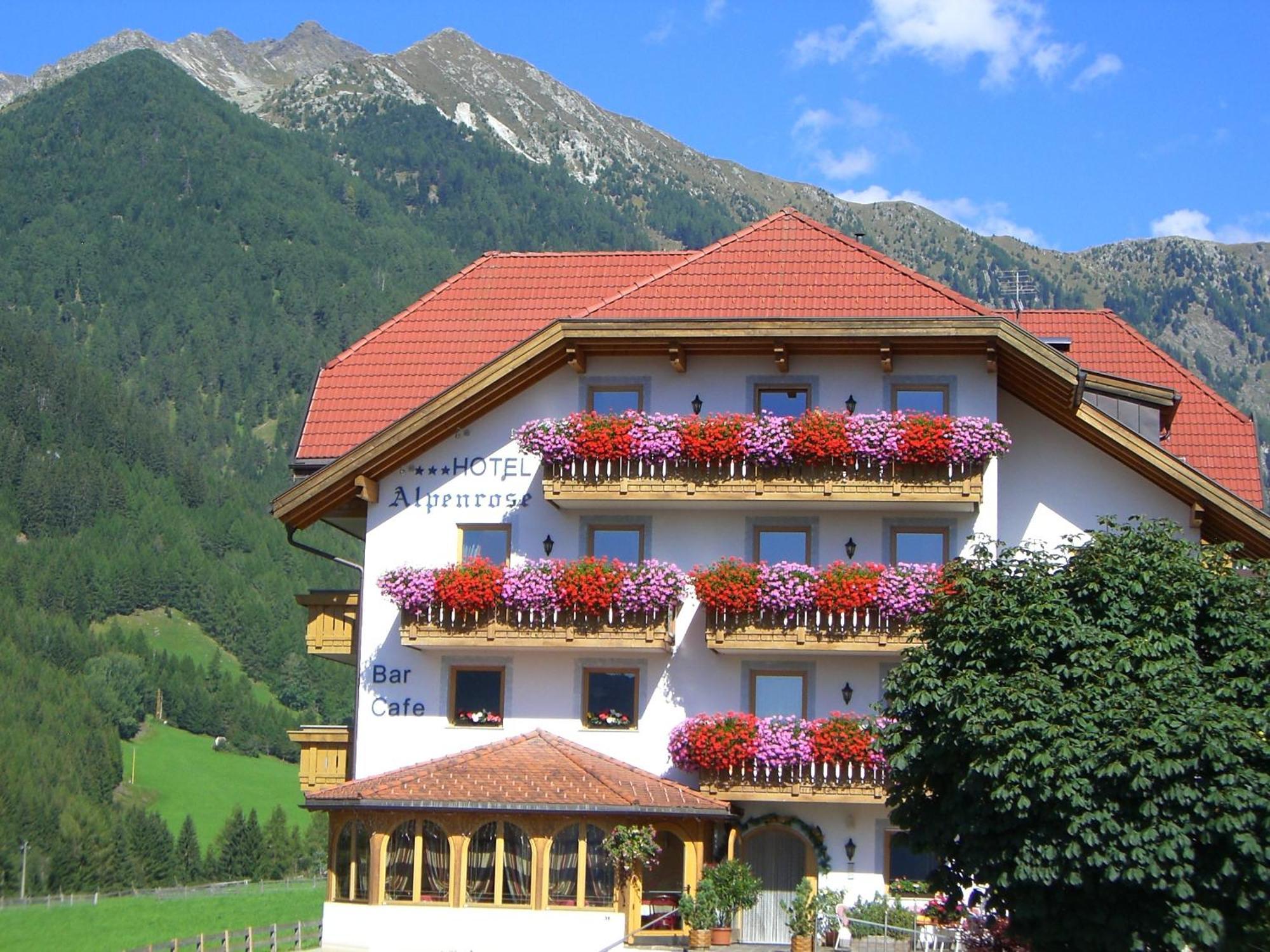 B&B Hotel Alpenrose Rooms & Apartments Valles Eksteriør billede